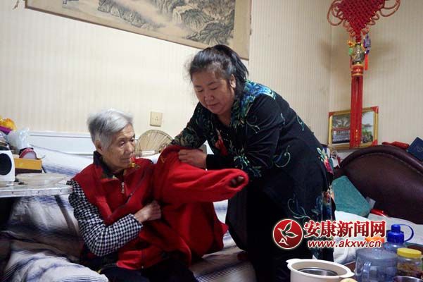 ��Ѯĸ�׻�����մ�  ��С�ް���ʼ���������