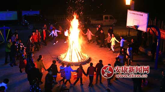 ��ƺ�ء���崺����ӭ�´�