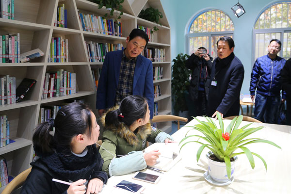 �Կ���ר������Ļ���չ����