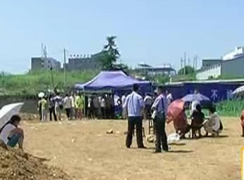 ������6��Ůͯ������һҹδ�� һ����������