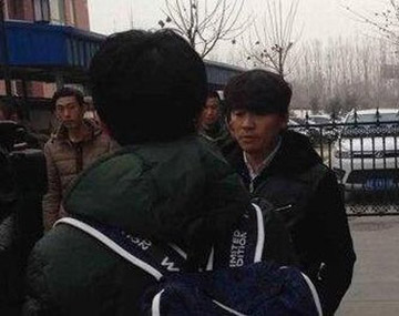 ����ǿ���˳���ȥ�� ŭ��Ƽ�������